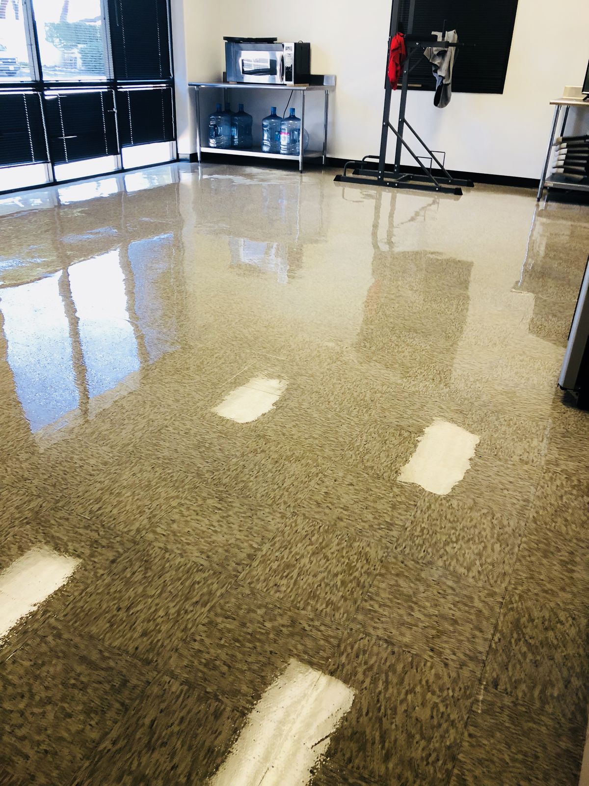 Unterhaltsreinigung – gepflegte Nutzflächen im Alltag